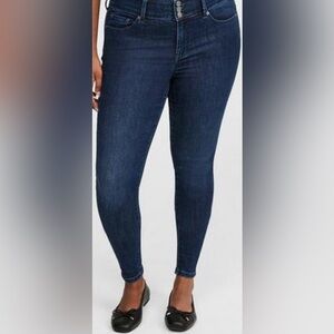 - TORRID  Supersoft Jegging